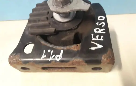 Toyota Verso Engine mount bracket DDF4910808