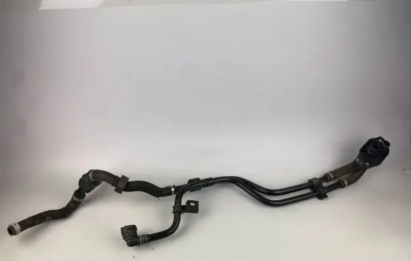 Mercedes-Benz CLA C118 X118 Engine coolant pipe/hose A1775010302
