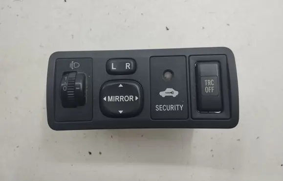 Toyota Corolla E120 E130 Wing mirror switch 4740Z69 183574