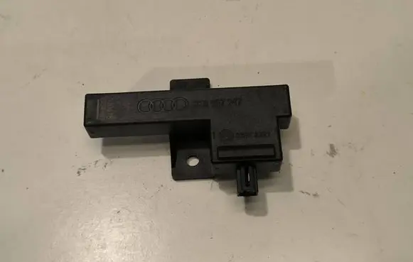 Audi A7 S7 4G Keyless (KESSY) go control unit/module 8K0907247 33542221