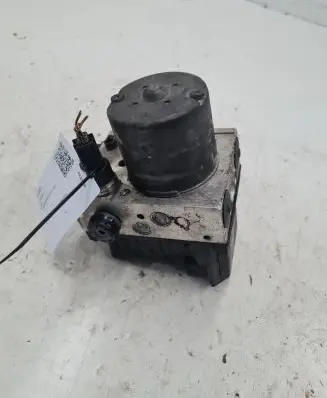 Volkswagen PASSAT B5.5 ABS Pump