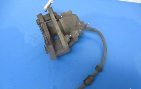 Ford Focus C-MAX Front brake caliper