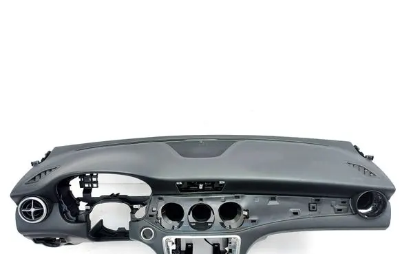 Mercedes-Benz GLA W156 X156 Dashboard 1084654X 70517270 ST76L0XX162524309