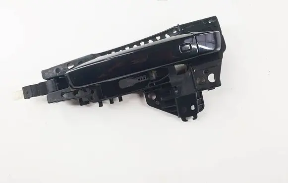 Rear door exterior handle