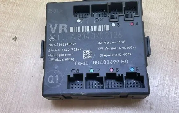 Mercedes-Benz C W204 Door control unit/module A2048702126