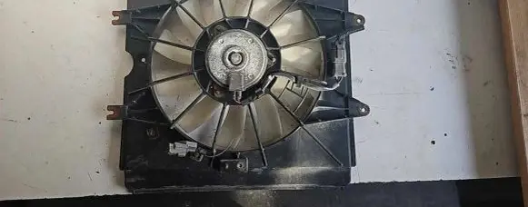 Honda CR-V Radiator cooling fan shroud PP-GF25