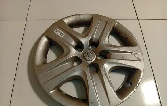 Opel Insignia A R17 wheel hub/cap/trim 13312568