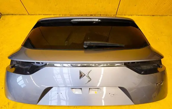 Citroen DS7 Crossback Truck tailgate