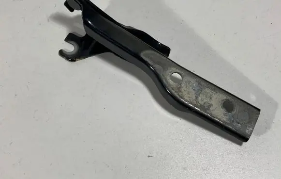 Volkswagen Polo V 6R Engine bonnet/hood hinges 6R0823301B