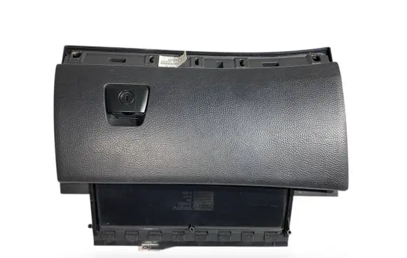 Volvo XC90 Glove box 3409421 3409563 39992126