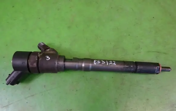 Hyundai Matrix Fuel injector