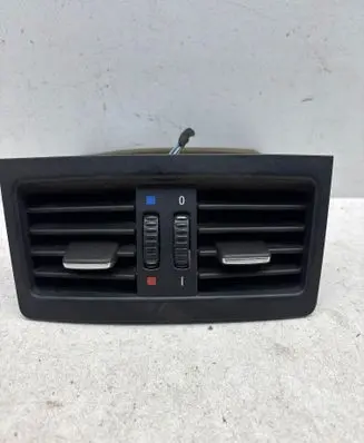 BMW 3 E90 E91 Rear air vent grill 7129556 6932024 6932023