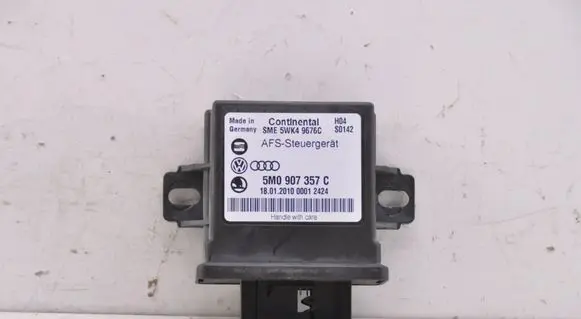 Volkswagen PASSAT B6 Light module LCM 5M0907357C
