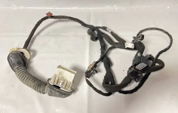 Chevrolet Captiva Rear door wiring loom 20980137