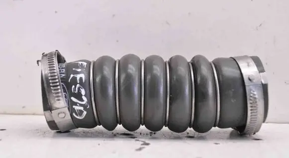 Intercooler hose/pipe