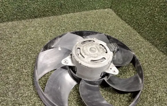 Opel Movano B Electric radiator cooling fan 5000794 3Q402307 5YY0435