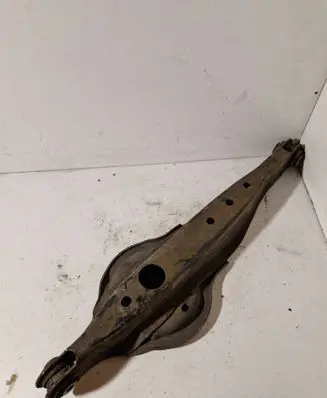 Volvo XC70 Rear control arm