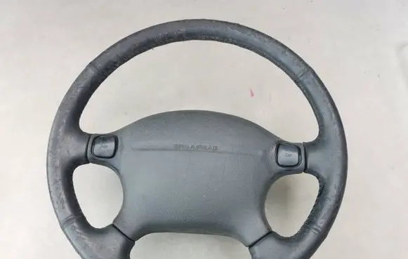 Subaru Forester SF Steering wheel