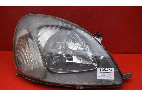 Toyota Yaris Verso Headlight/headlamp 
