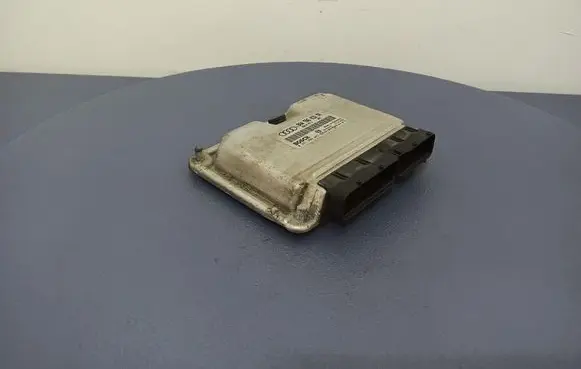 Audi A3 S3 8L Engine control unit/module ECU 06A906032DK