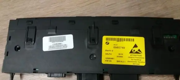 BMW 5 E60 E61 Central console control unit 6985749 13580661 555993