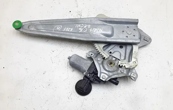 Toyota Auris 150 Rear door window regulator with motor 857200d120