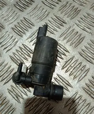 Citroen C5 Windscreen/windshield washer pump 8200031805