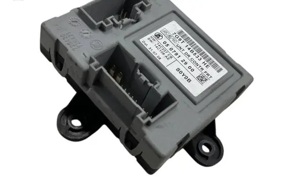 Ford Mondeo MK IV Door control unit/module 7G9T14B533HE 14C237CB 0507912900