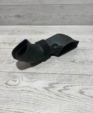 BMW X3 E83 Air intake duct part 3428066 70313776 10991213