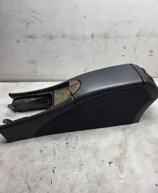 Mercedes-Benz E W211 Center console A2116800350