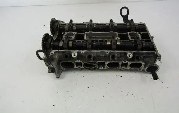 Mazda 6 Engine head 