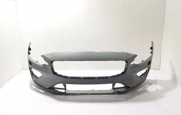 Volvo V60 Front bumper 31690530