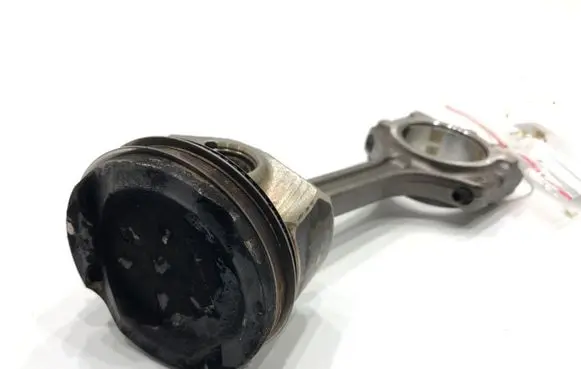 Nissan Qashqai J12 Piston with connecting rod HR13DDT