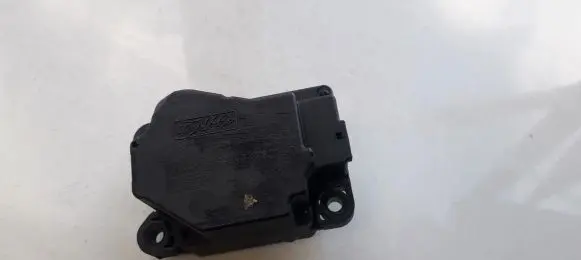 Volvo C30 Air flap motor/actuator 1N5H19E616AD 1N5H-19E616-AD