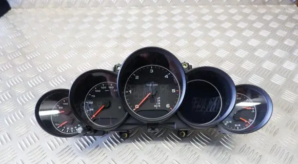 Porsche Cayenne (92A) Speedometer (instrument cluster) 7P5920904N A2C53350653