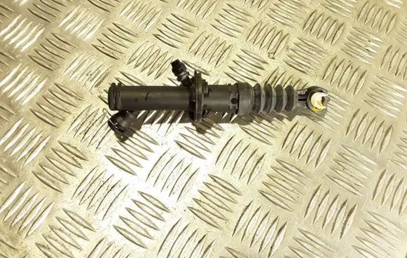 Renault Captur Clutch slave cylinder 306100642R
