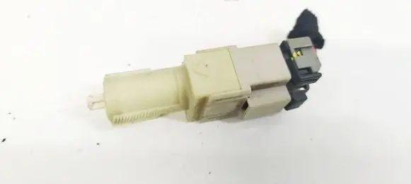 Chevrolet Captiva Reversing light switch sensor 96628565