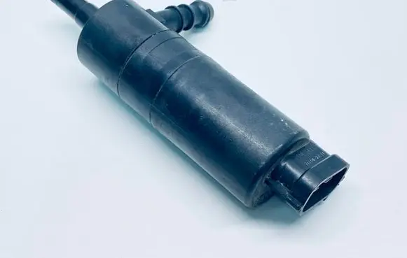 Nissan Note (E11) Headlight washer pump 28920AU31A