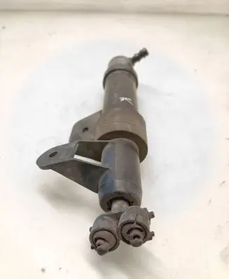 KIA Sorento Headlight washer spray nozzle