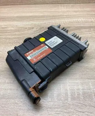 Audi 80 90 B3 Engine control unit/module ECU 443907311 0261200251Used