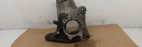 Volkswagen PASSAT B6 Front wheel hub 3C0407253G