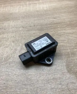 Audi A6 S6 C6 4F ESP acceleration yaw rate sensor 4F0907637