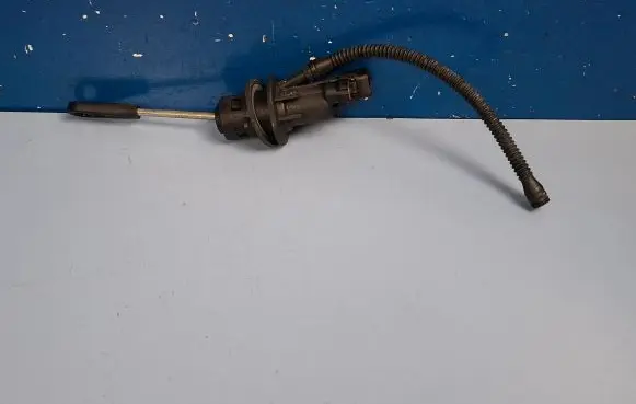 Audi Q5 SQ5 Clutch master cylinder 8K2721401B