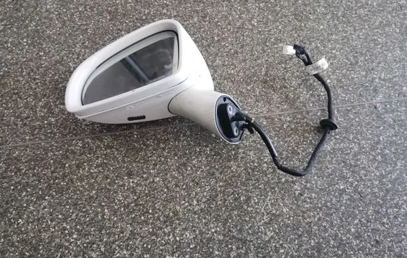 Mercedes-Benz SLK R172 Front door electric wing mirror 