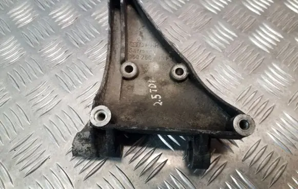 Audi A4 S4 B6 8E 8H A/C compressor mount bracket 059260885F