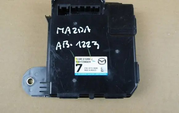 Mazda CX-5 II Gateway control module TC3M67GM0J