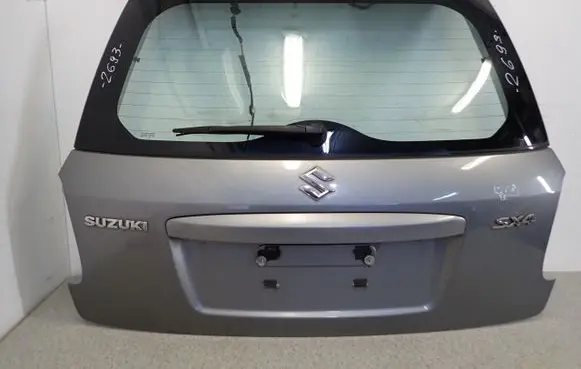 Suzuki SX4 Tailgate/trunk/boot lid 