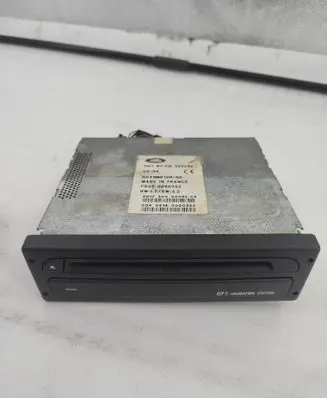 BMW X3 E83 CD/DVD changer 21CFR104010 90123000006105 YTB500040