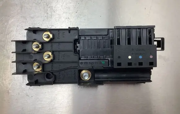 Mercedes-Benz E W211 Positive wiring loom 2115452301 01648E