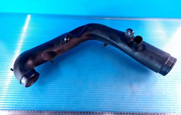 Volkswagen Touran I Air intake hose/pipe 1K0129654AA 446156602